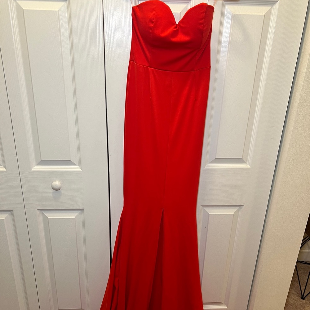 Red Dress with Train, beautiful for an event